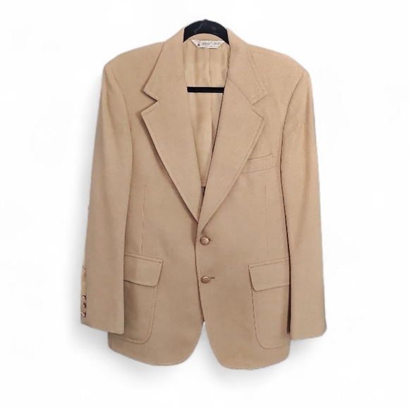 Wicks and Greenman Other - Wicks & Greenman 100% Camel Hair Blazer Sport Coat Tan Classic Vintage USA Made